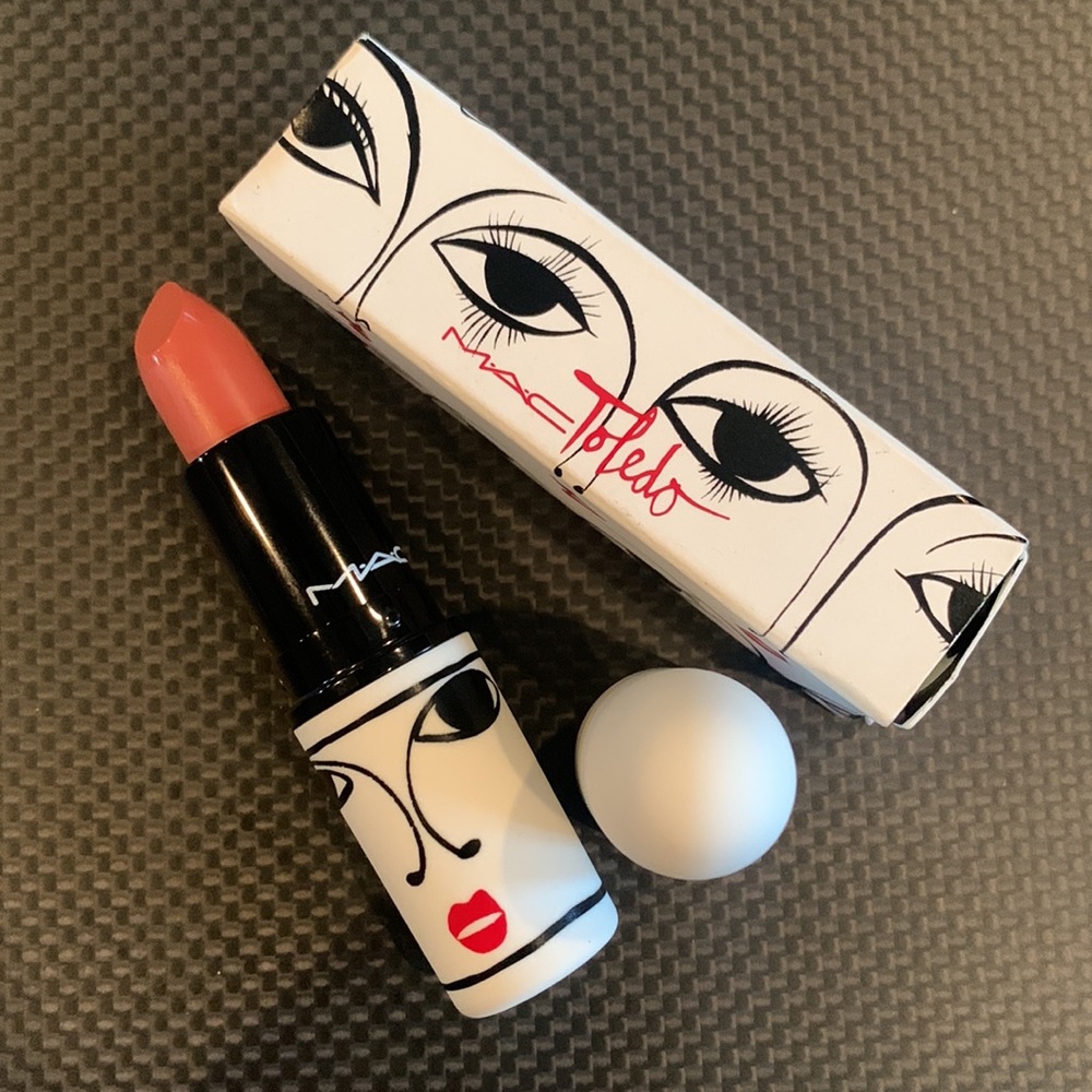 MAC Oxblood Matte Finish Lipstick BNIB